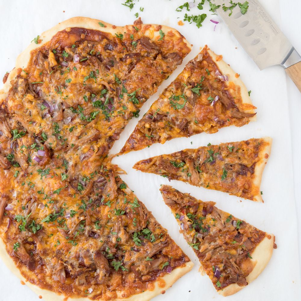 BBQ Pulled Pork Pizza: A Fusion of Flavors