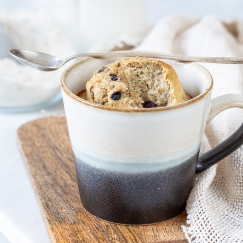 Havermout Mug Cake Met Blauwe Bessen Laura S Bakery